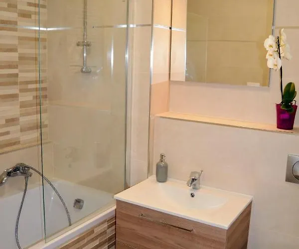 Apartment Riverside With Free Parking *